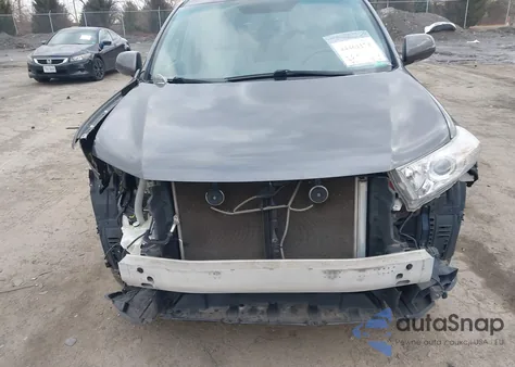 2012 Toyota Highlander Limited V6 z USA, uszkodzony, nr VIN 5TDDK3EH5CS107994